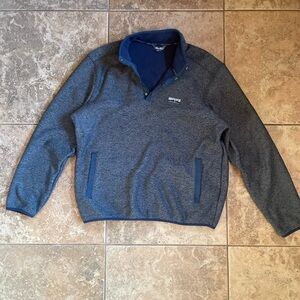 Eddie Bauer Blue and Gray Men's Sweater